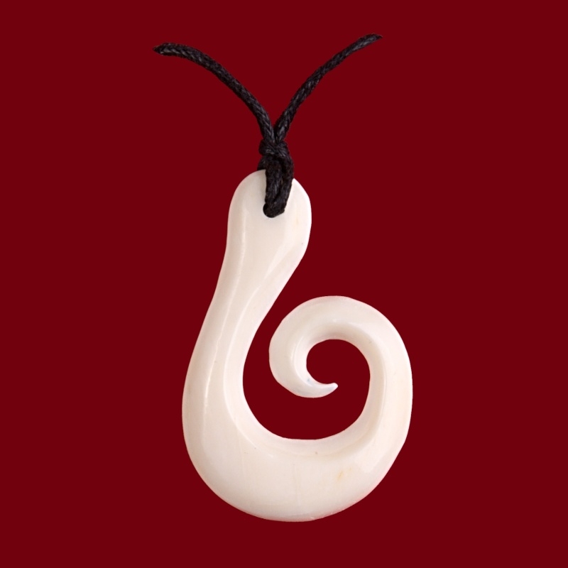 AMULET KORU 13